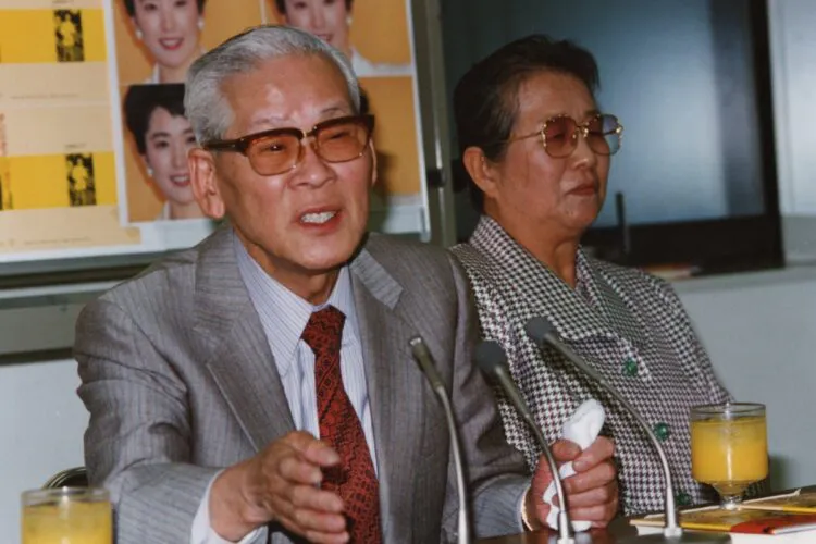 松坂つね子　1964年に戸籍が回復しています。（100歳手前没）松坂英明　（本名：韓英明）1974年に日本人に帰化しています。（85歳没）