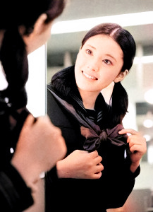 松坂慶子の若い頃画像㉗1969年（17歳）大映映画「ある女子校医の記録続・妊娠」で映画デビュー