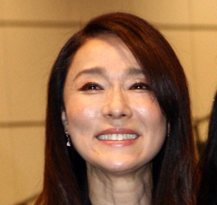 浅野ゆう子の画像㊶2018年（58歳）