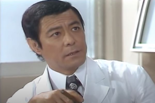 田宮二郎、俳優1935年～1978年（43歳没）猟銃自殺している。