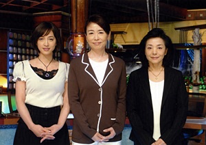 滝川クリステル画像㉒2007年（30歳）、安藤優子（49歳）、桜井よしこ（62歳）