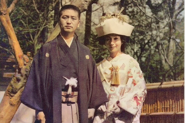 岩下志麻、篠田正浩の茶婚式1967年3月3日京都大徳寺高桐院
