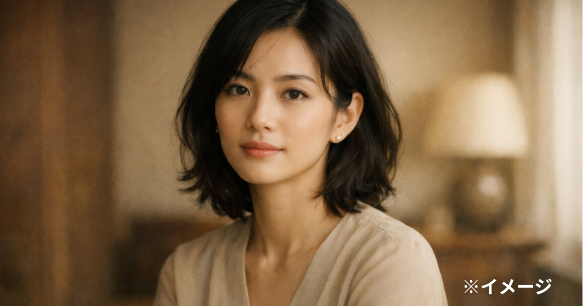 大人の上品な魅力を感じさせる深津絵里風ポートレート